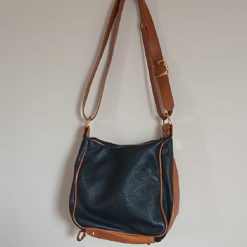 Valentina Leather Black and Brown Shoulder Bag